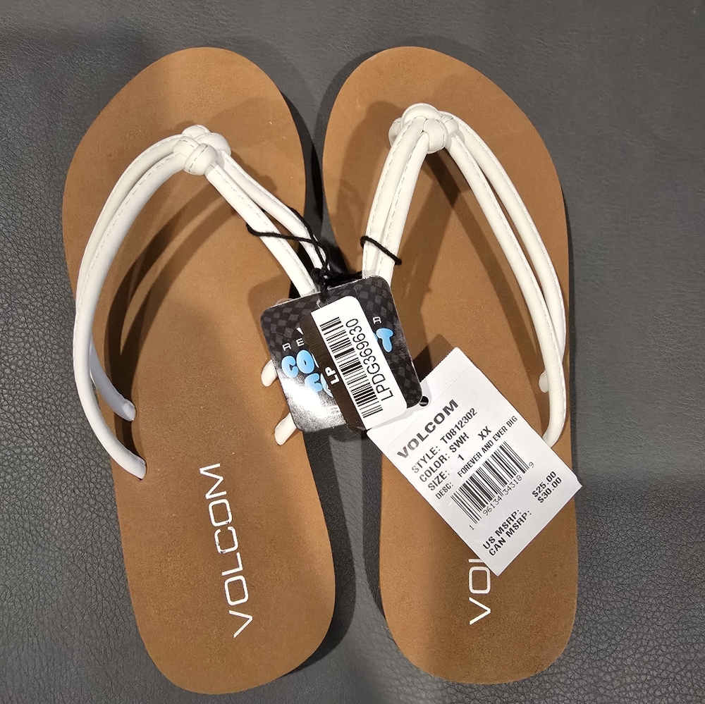 BNWT Volcom Girls Flip Flops, size 1, white